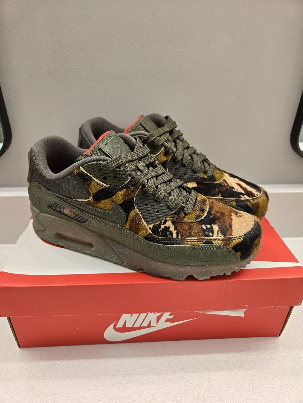 Nike Air MAX 90 Camo Croc Men's Size US8.5 - Like New With Box